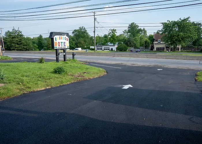 Rainbow Motel